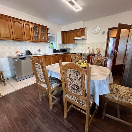 Apartment Lucija "Pet Friendly" Crikvenica Bagian luar foto